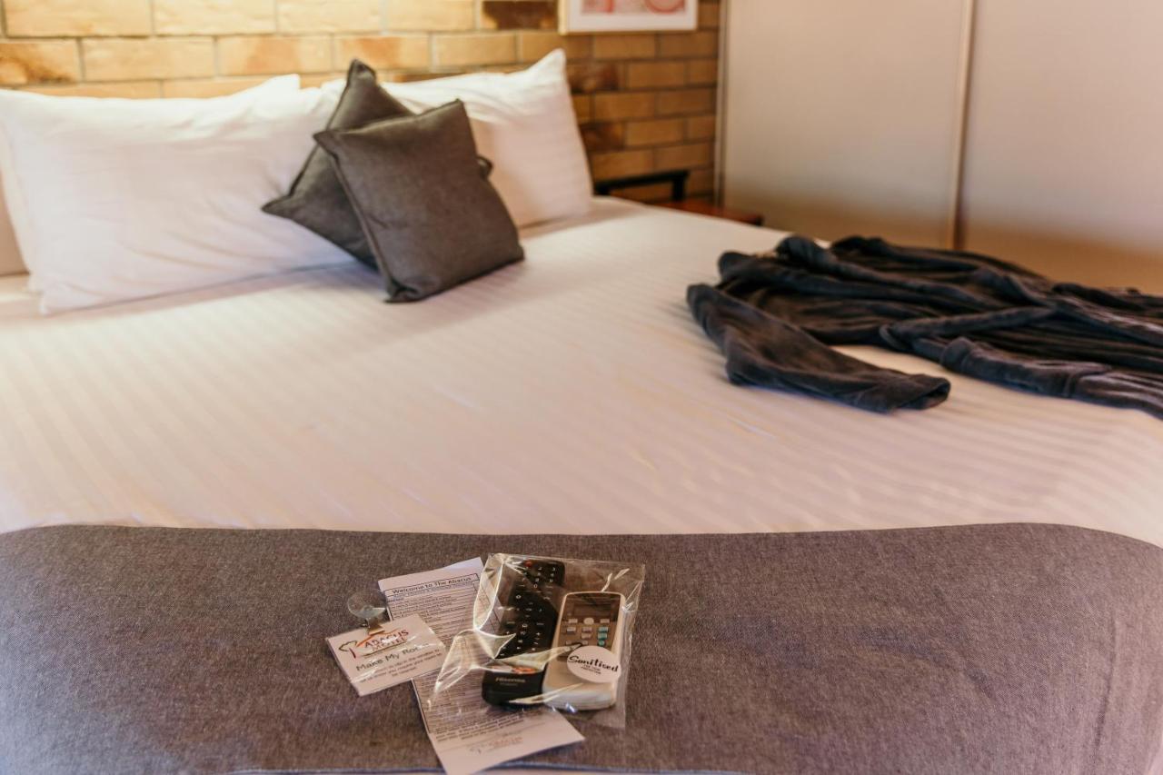 Abacus Motel Mount Isa Eksteriør billede