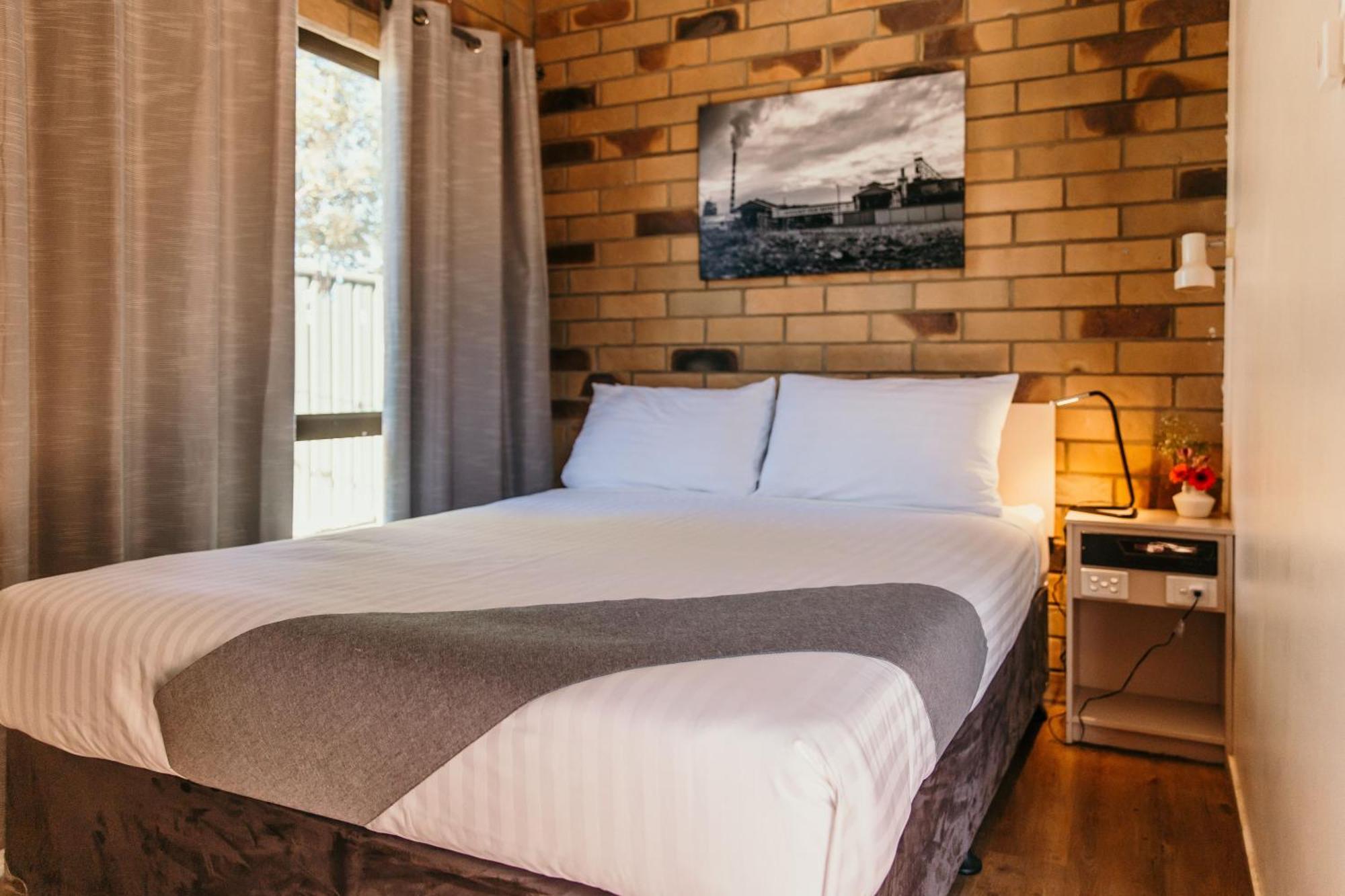 Abacus Motel Mount Isa Eksteriør billede