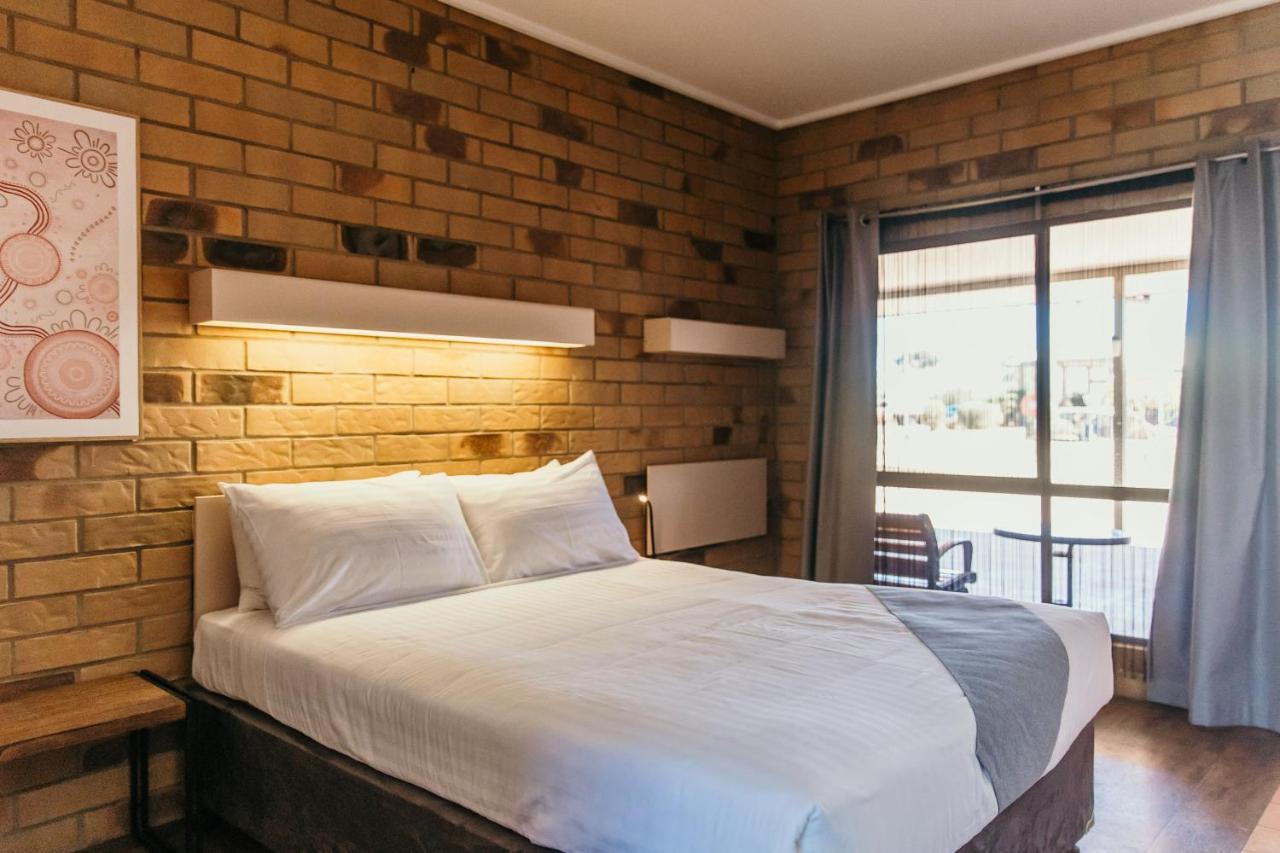 Abacus Motel Mount Isa Eksteriør billede