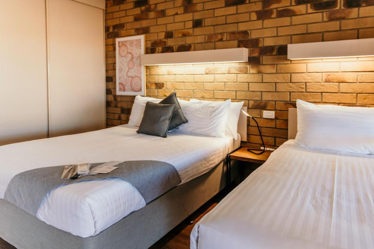 Abacus Motel Mount Isa Eksteriør billede